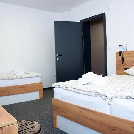 Peace Sarajevo, 72 M2, Free Parking Apartament