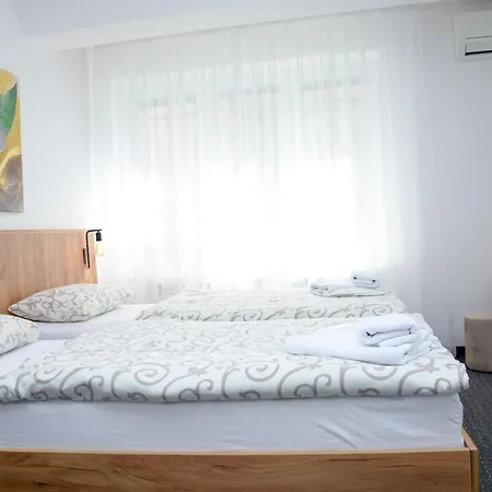 Apartment Peace Sarajevo, 72 M2, Free Parking