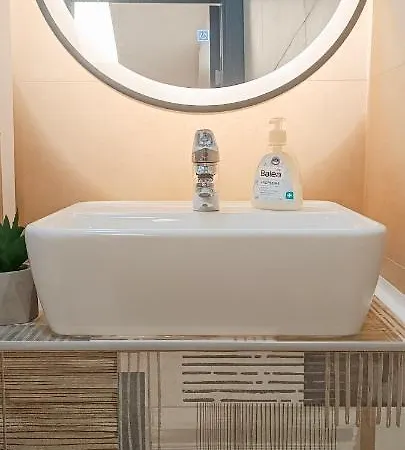 Peace Sarajevo, 72 M2, Free Parking *