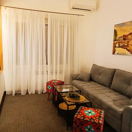 Peace Sarajevo, 72 M2, Free Parking * Sarajevo