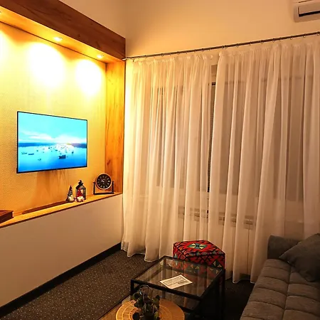 Peace Sarajevo, 72 M2, Free Parking *