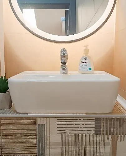 Peace Sarajevo, 72 M2, Free Parking *