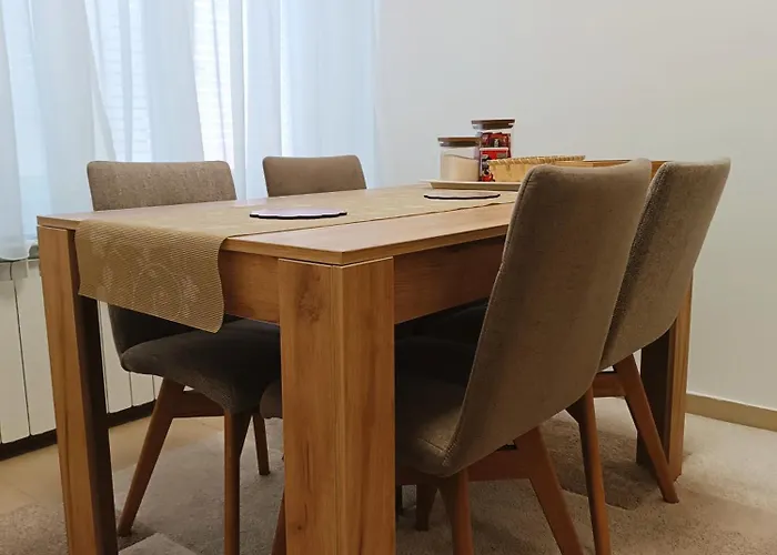 Peace Sarajevo, 72 M2, Free Parking Apartment